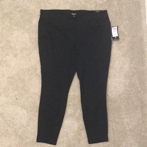 Torrid High Rise Leggings Size 3 NWT